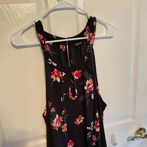 NWT work sleeveless shirt
